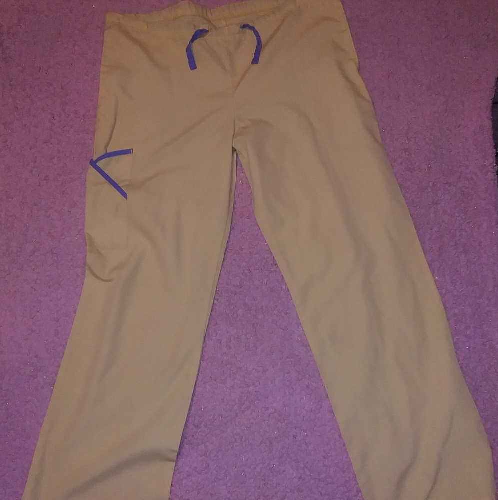 Size M Yellow & Blue U A Scrub Bottoms